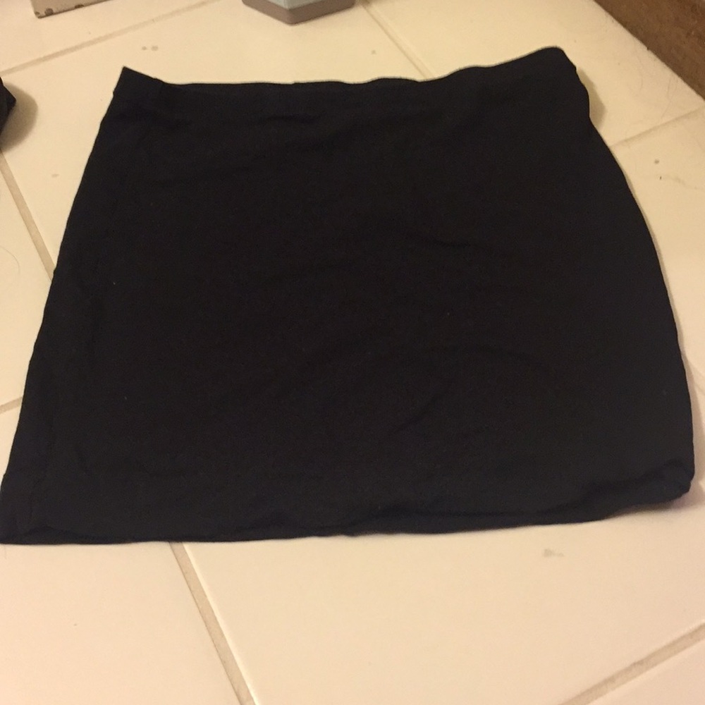Black pencil skirt